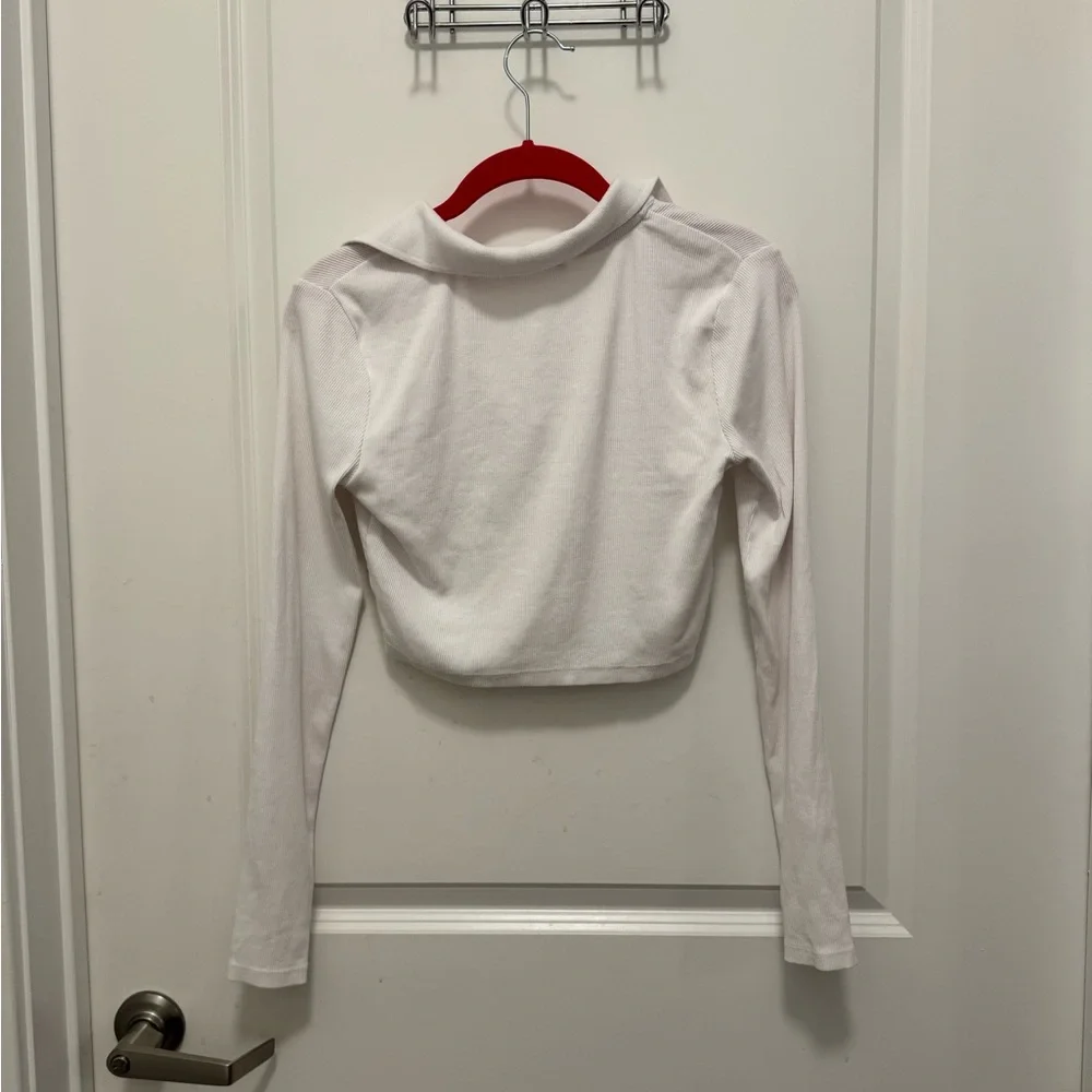 zara | white collared long sleeve - Picture 3 of 4